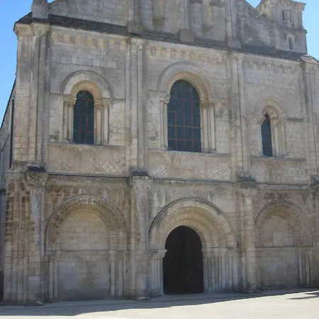 D'hotes De L'abbaye 3*